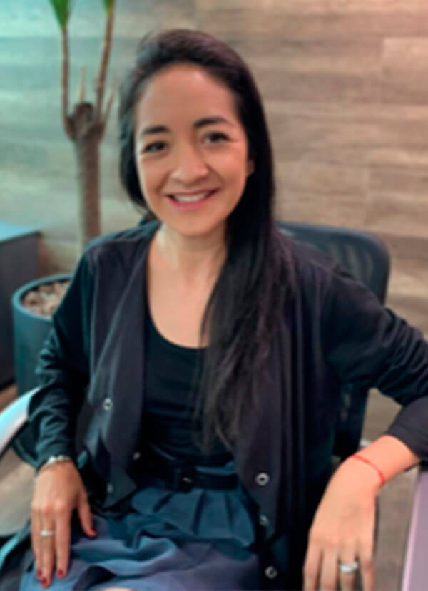 María Fernanda López Olivo